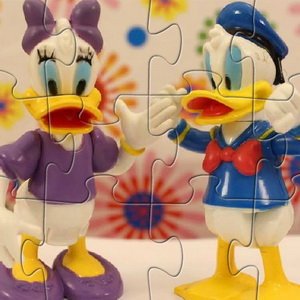 Donald and Daisy Duck Puzzle