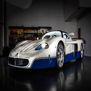 Maserati MC 12 Race Car